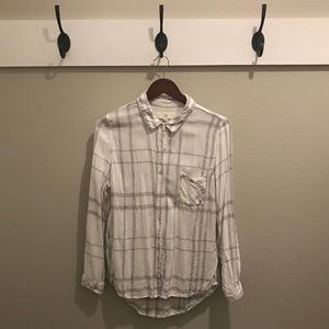Grey & white plaid button up shirt